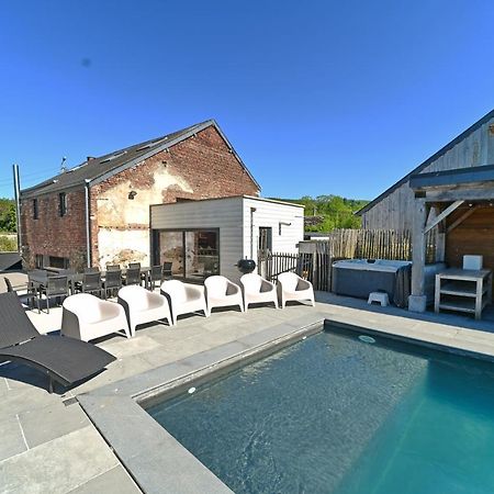 Amilla Villa Ambly Exterior photo